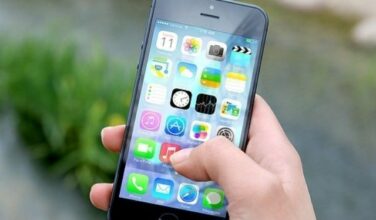 Coût et débit, principaux freins pour utiliser internet sur son mobile