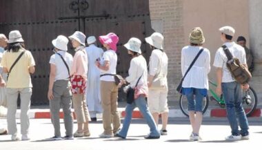 Tourisme: trop peu, trop tard?