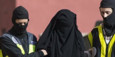 Ils recrutaient des femmes pour Da'ech via Facebook