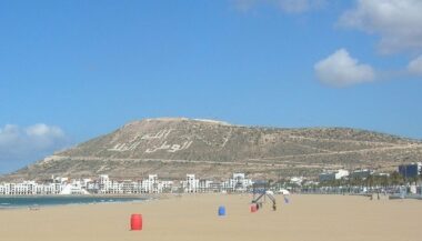 Agadir: arrivées en nuitées encore en recul en avril