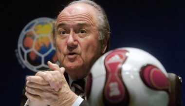 Fifa. Sepp Blatter a négocié les 10 M$ avec Thabo Mbéki