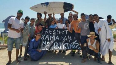 Les autorités d'Agadir enlèvent la pancarte &ldquo;No Bikinis&rdquo;