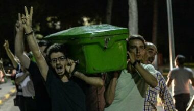 Un suspect identifié après l'attentat-suicide de Suruç