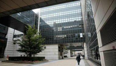 Attentats de Paris: un impact de 2 milliards d'euros sur la croissance