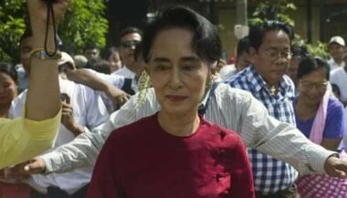 Birmanie: triomphe électoral pour Aung San Suu Kyi