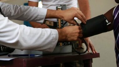 Les professionnels de la santé manifestent dans 77 villes