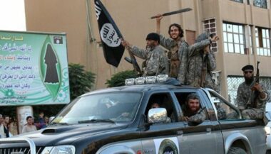 A Raqa, quand les sirènes hurlent, Daech se terre