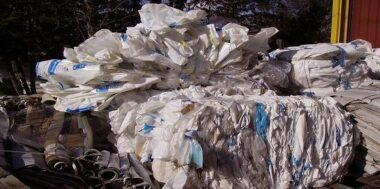 Sachets en plastique: les mesures d'accompagnement se font attendre