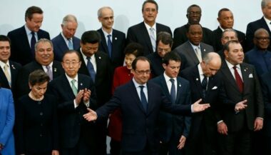 COP21: les 195 pays s'attaquent aux points durs de la négociation