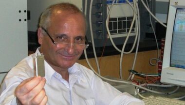 Un chercheur marocain crée une puce pour recharger les batteries en 10 minutes