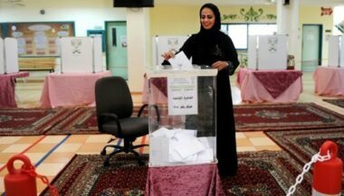 Au moins 20 Saoudiennes élues au premier scrutin ouvert aux femmes