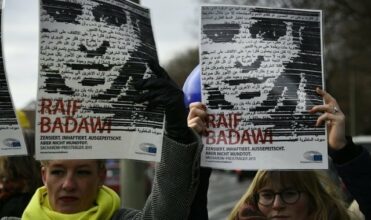 La soeur du blogueur Badaoui arrêtée et emprisonnée