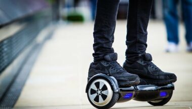 Hoverboard, un succès marocain et mondial plein de risques