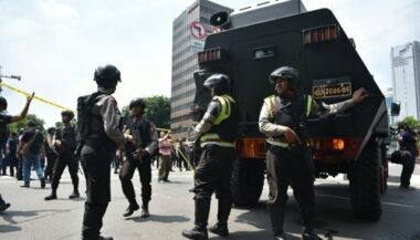 Sept morts dans des attentats à Jakarta