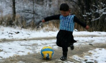 Un Lionel Messi afghan de 5 ans émeut la toile