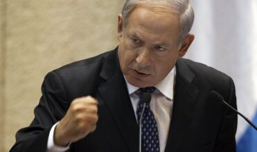 Israël : Netanyahu réussit à obtenir une majorité avec ses alliés de droite