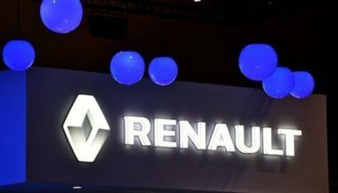 Paris: Perquisitions et soupçons plongent Renault en Bourse