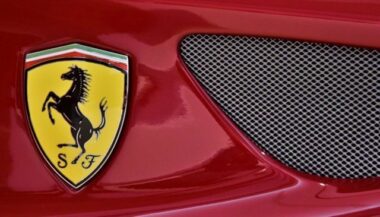 Le milliardaire Soros au capital de Ferrari, le titre s'envole