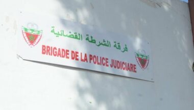 Arrestation d'un fonctionnaire de police pour détournement de deniers publics