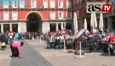 Vidéo.Des Néerlandais humilient des mendiantes à Madrid