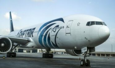 L'avion d'Egyptair disparu en mer est retrouvé écrasé au large de l'île grecque de Karpathos