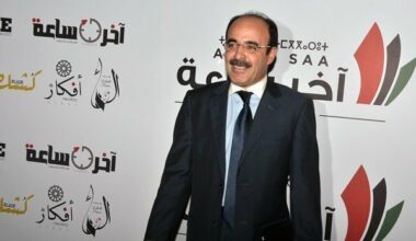 Ilyas El Omari quitte le groupe Akher Saa