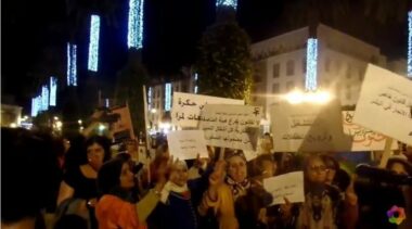 Sit-in d'organisations féminines devant le parlement