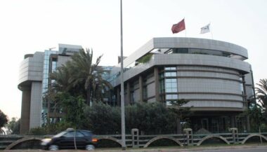Bourse. SNI/Lafarge Holcim Maroc: franchissement de seuil