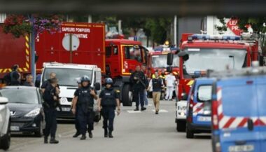 Prise d'otages à Rouen. Hollande: &ldquo;Les deux assaillants se réclamaient de Da'ech&rdquo;