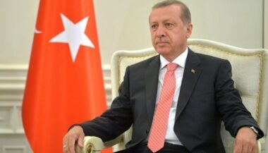 Chasse aux gülenistes en Turquie: 25.000 fonctionnaires suspendus ou démis