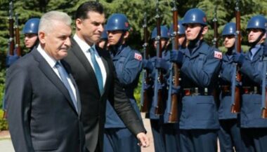 Turquie: Après de vastes purges, l'armée va être remaniée en profondeur