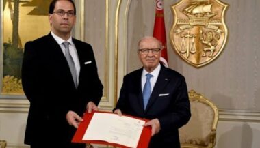 Tunisie: un ministre de 40 ans désigné chef du gouvernement