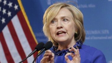 Clinton et Trump s'écharpent sur la Russie et les musulmans
