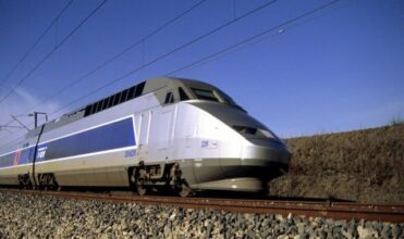 France: la SNCF choisit le constructeur Alstom pour son TGV du futur