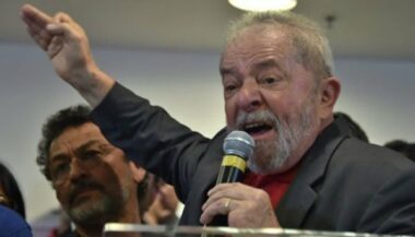 Brésil: l'ex-président Lula sera jugé pour corruption
