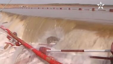 Laâyoune encerclée suite aux inondations
