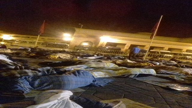 Les enseignants du programme &ldquo;10.000 cadres&rdquo; en sit-in illimité à Jemaâ Lfna