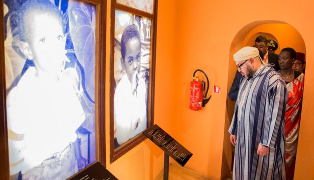 Le Roi Mohammed VI visite le Mémorial du génocide à Kigali
