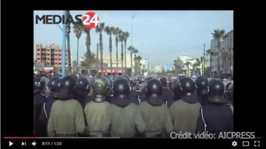 Les enseignants du programme &ldquo;10.000 cadres&rdquo; empêchés de marcher (Vidéo)