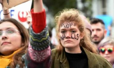 Manifestations monstres contre Donald Trump dans le monde