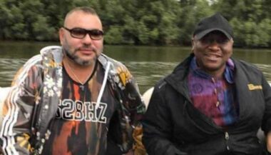 Un weekend détente pour le Roi en Côte d'Ivoire