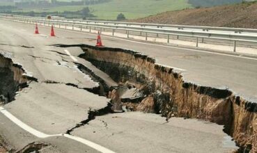 ADM: &ldquo;Ces photos de l'affaissement d'autoroute datent de 2008&rdquo;