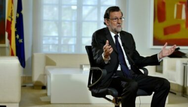 Rajoy, solidement aux commandes en Espagne