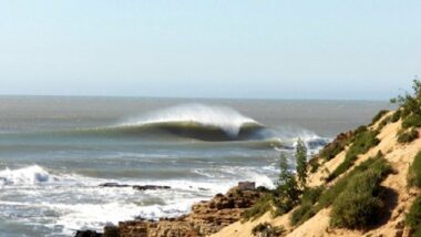 Vidéo. Des surfeurs internationaux défient des vagues géantes à Safi