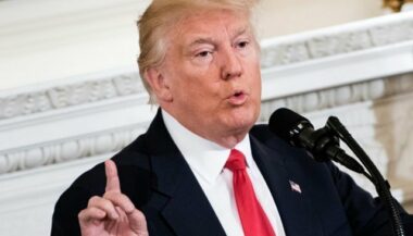 Trump propose une hausse &ldquo;historique&rdquo; des dépenses militaires