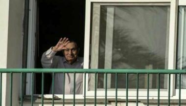 Moubarak remis en liberté, fin symbolique du Printemps arabe en Egypte