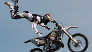 Californie du Sud. Un cascadeur attire l'attention des autorités locales (vidéo)