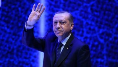 Voile dans l'UE: Erdogan dénonce &ldquo;une croisade&rdquo; anti-islam