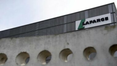 Mur de Trump: Paris appelle LafargeHolcim à &ldquo;bien réfléchir&rdquo;