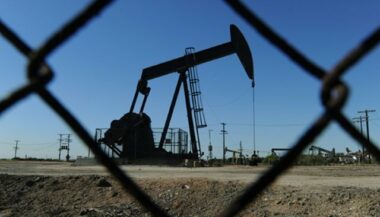 Le cours du pétrole à son niveau le plus bas de l'année